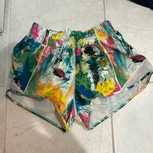 WORN ONCE SUPER RARE LULULEMON HOTTY HOTS!!!